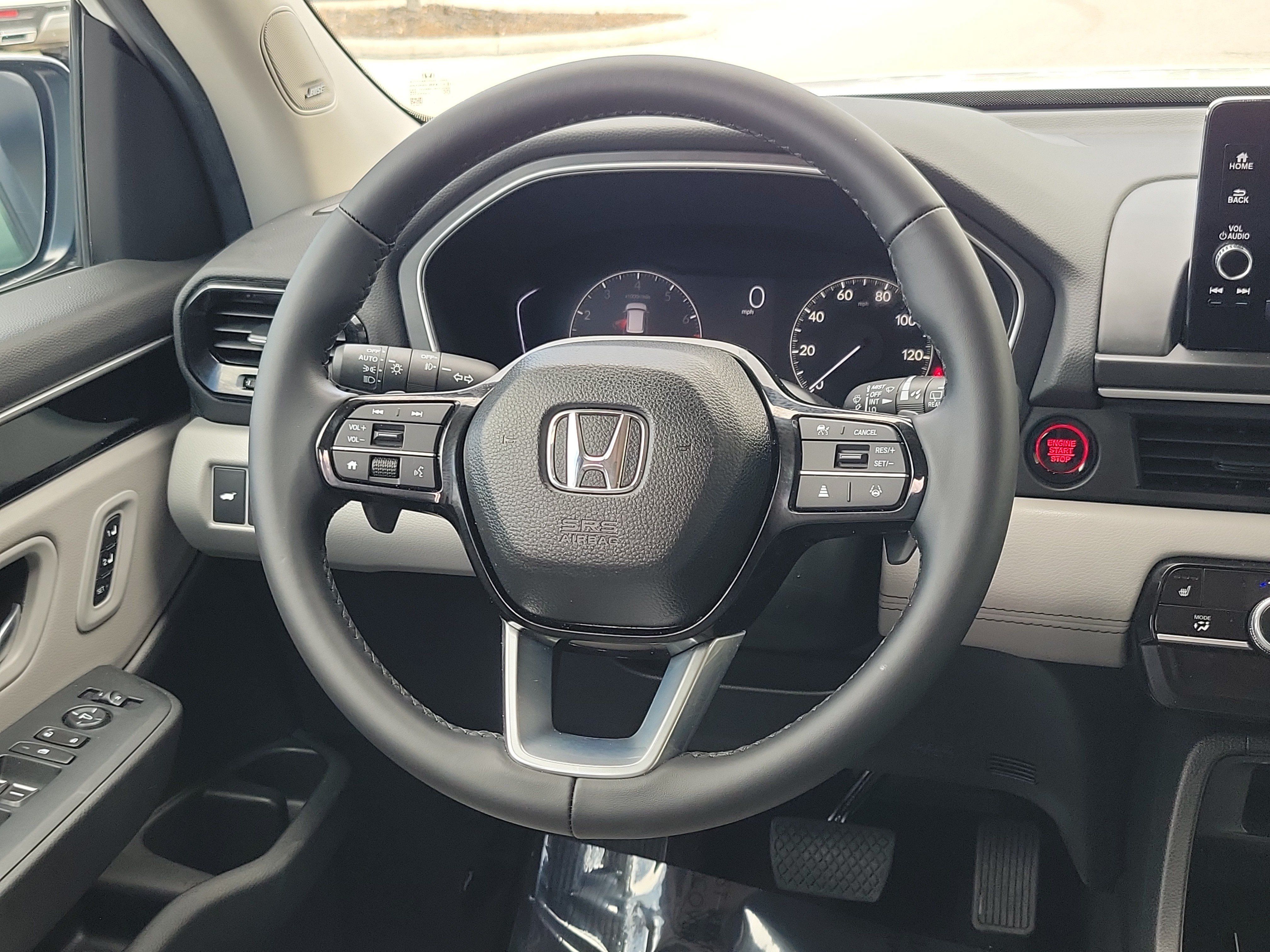 Used 2025 Honda Pilot Touring image 21