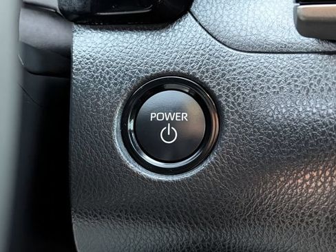 Used 2026 Toyota Camry SE FWD image 19