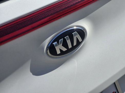 Used 2020 Kia Sportage SX image 8