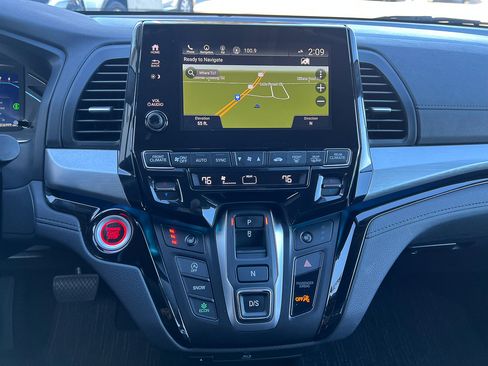 Used 2023 Honda Odyssey Touring image 24