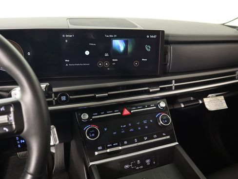 Certified 2025 Hyundai Santa Fe XRT image 5