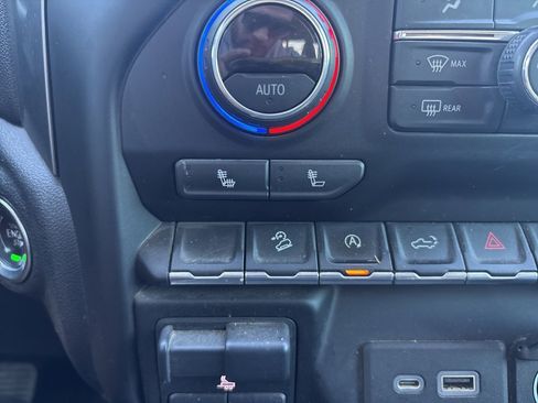 Used 2021 Chevrolet Silverado 1500 LT Trail Boss w/ Convenience Package II image 20