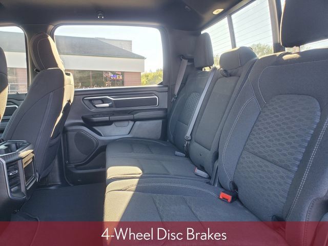 Used 2025 RAM 1500 Big Horn AWD/4WD image 31