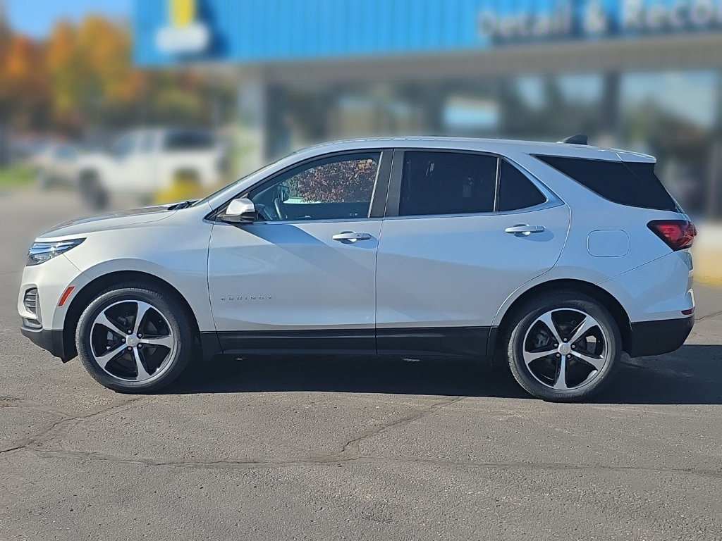 Used 2022 Chevrolet Equinox LT AWD/4WD image 12