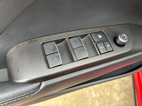 Used 2023 Toyota Camry XSE image 9