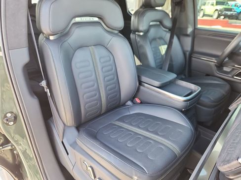 Used 2022 Rivian R1T Adventure image 13