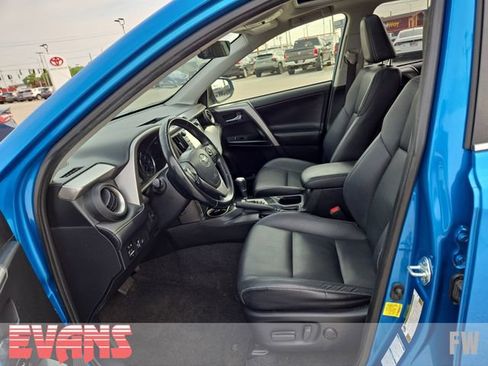 Used 2018 Toyota RAV4 Limited w/ Advanced Technology Package AWD/4WD image 21