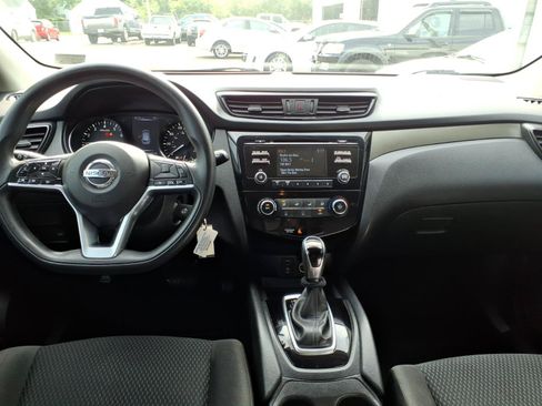Used 2018 Nissan Rogue Sport S AWD/4WD image 7