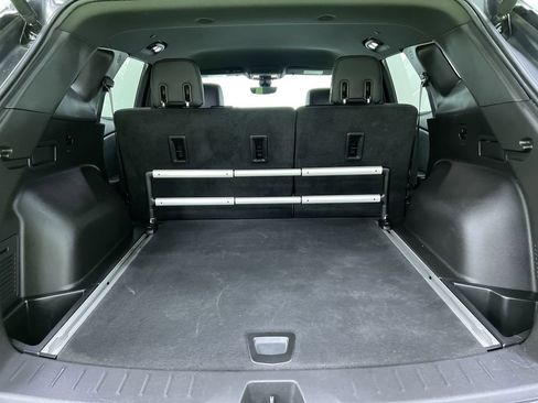 Used 2019 Chevrolet Blazer Premier w/ Driver Confidence II Package FWD image 28