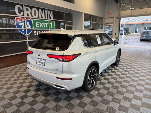 Used 2022 Mitsubishi Outlander SEL AWD/4WD image 6