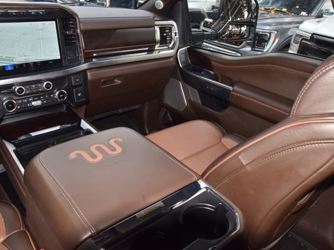 Used 2024 Ford F250 King Ranch w/ Chrome Package image 17