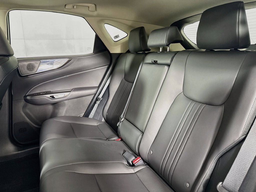 Used 2025 Lexus NX 350 AWD w/ Accessory Package (2T) image 31