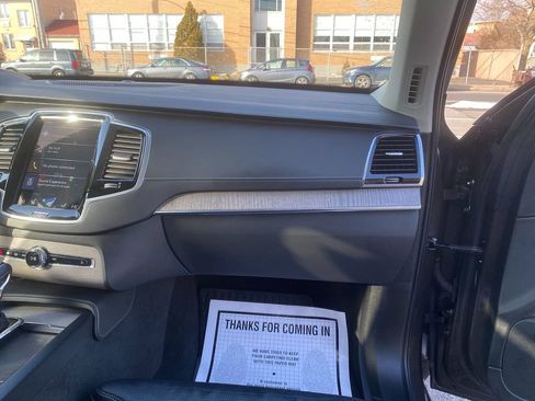 Used 2022 Volvo XC90 T6 Inscription w/ Advanced Package image 29