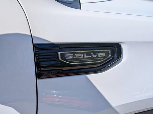 New 2026 GMC Sierra 1500 Pro w/ Graphite Edition AWD/4WD image 9