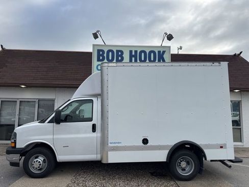 New 2024 Chevrolet Express 3500 Work Van w/ Power Convenience Package image 7
