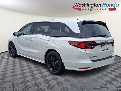 Certified 2023 Honda Odyssey Sport image 4