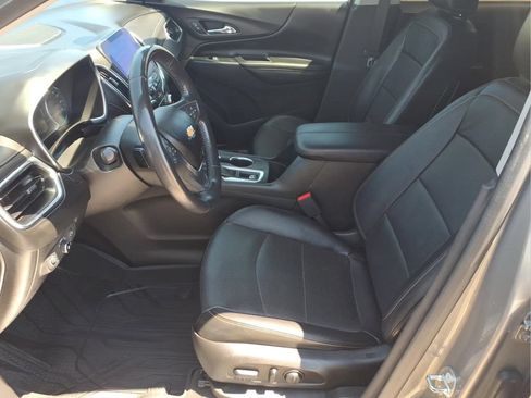 Used 2018 Chevrolet Equinox Premier FWD image 9