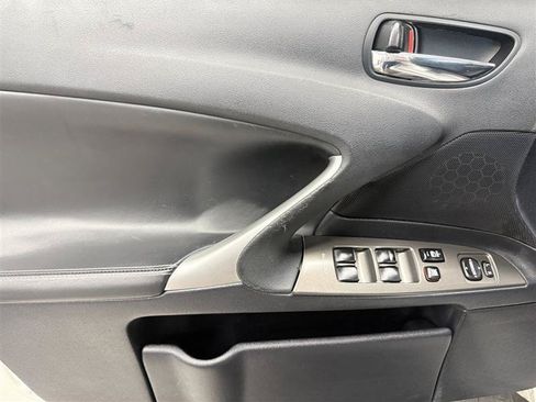 Used 2006 Lexus IS 250 RWD image 14