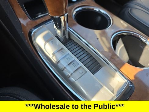 Used 2011 Buick Enclave CXL image 28