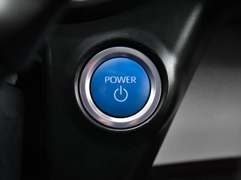 Used 2023 Toyota Sienna LE image 27