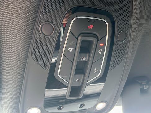 Certified 2023 Audi e-tron Premium Plus AWD/4WD image 22