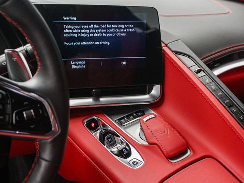 Used 2022 Chevrolet Corvette Stingray Premium Cpe w/ Z51 Performance Package RWD image 22