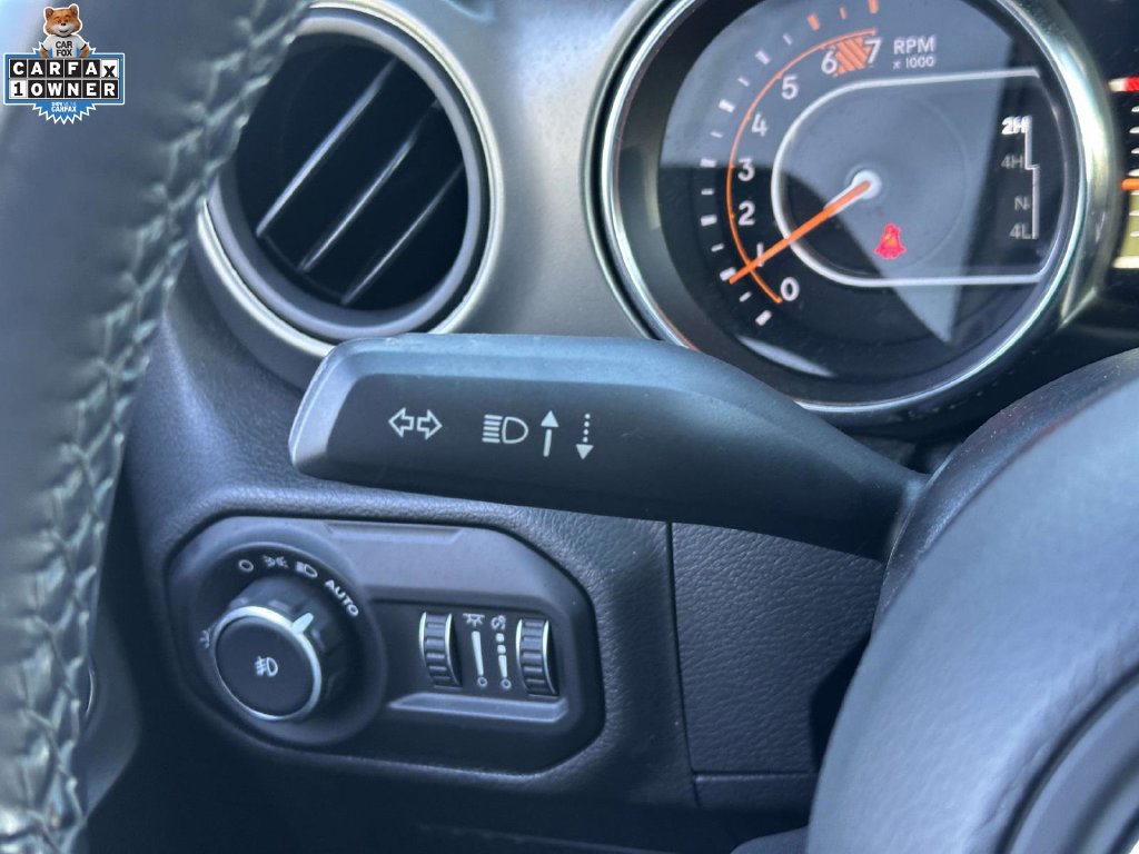 Used 2021 Jeep Wrangler Sport AWD/4WD image 18