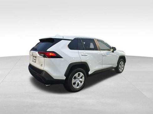 Used 2024 Toyota RAV4 LE image 32