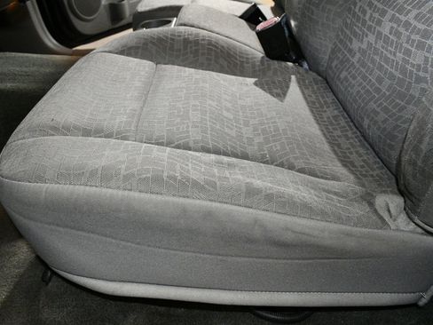 Used 2006 Chevrolet Colorado LS w/ Street Pack image 13