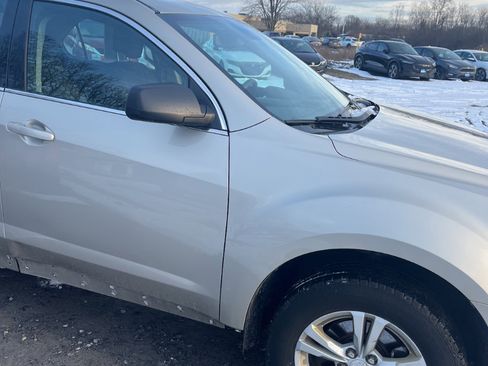 Used 2016 Chevrolet Equinox LS image 5