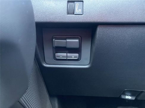 New 2026 GMC Canyon Elevation w/ Convenience Package image 30