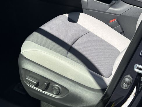 New 2025 Toyota RAV4 XLE image 8