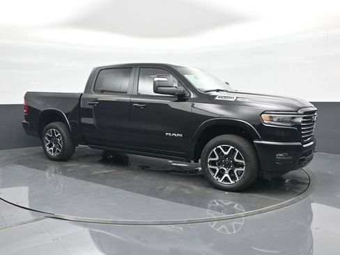 Used 2025 RAM 1500 Laramie AWD/4WD image 22