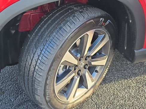 New 2025 Honda Pilot Touring image 33