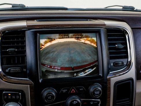 Used 2015 RAM 1500 Laramie w/ Convenience Group image 30