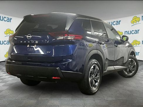 Used 2024 Nissan Rogue SV image 6