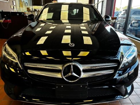 Used 2019 Mercedes-Benz C 300 4MATIC Sedan w/ Premium Package image 5
