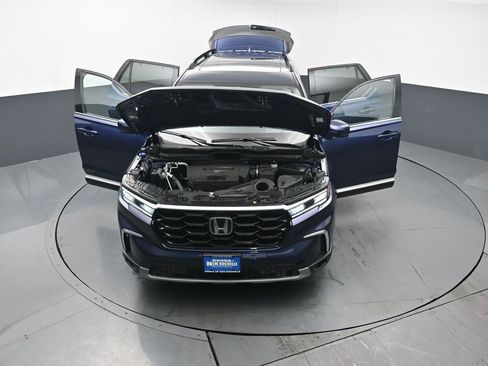 Certified 2023 Honda Pilot Elite image 59