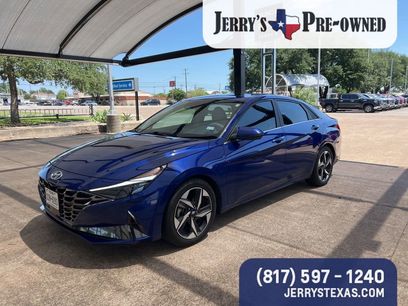 Used 2023 Hyundai Elantra Limited
