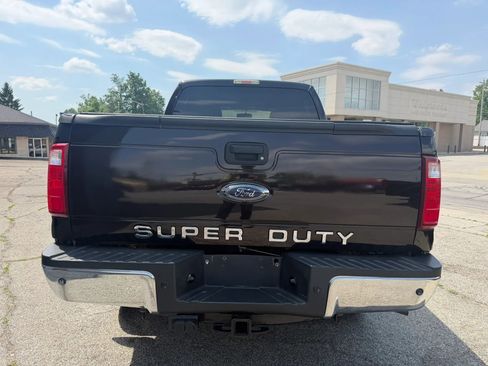 Used 2013 Ford F250 XLT w/ Chrome Pkg AWD/4WD image 6