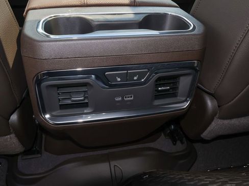 New 2026 GMC Sierra 1500 Denali AWD/4WD image 12
