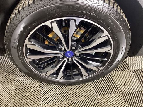 Used 2022 Ford Escape SE w/ SE Sport Appearance Package image 7