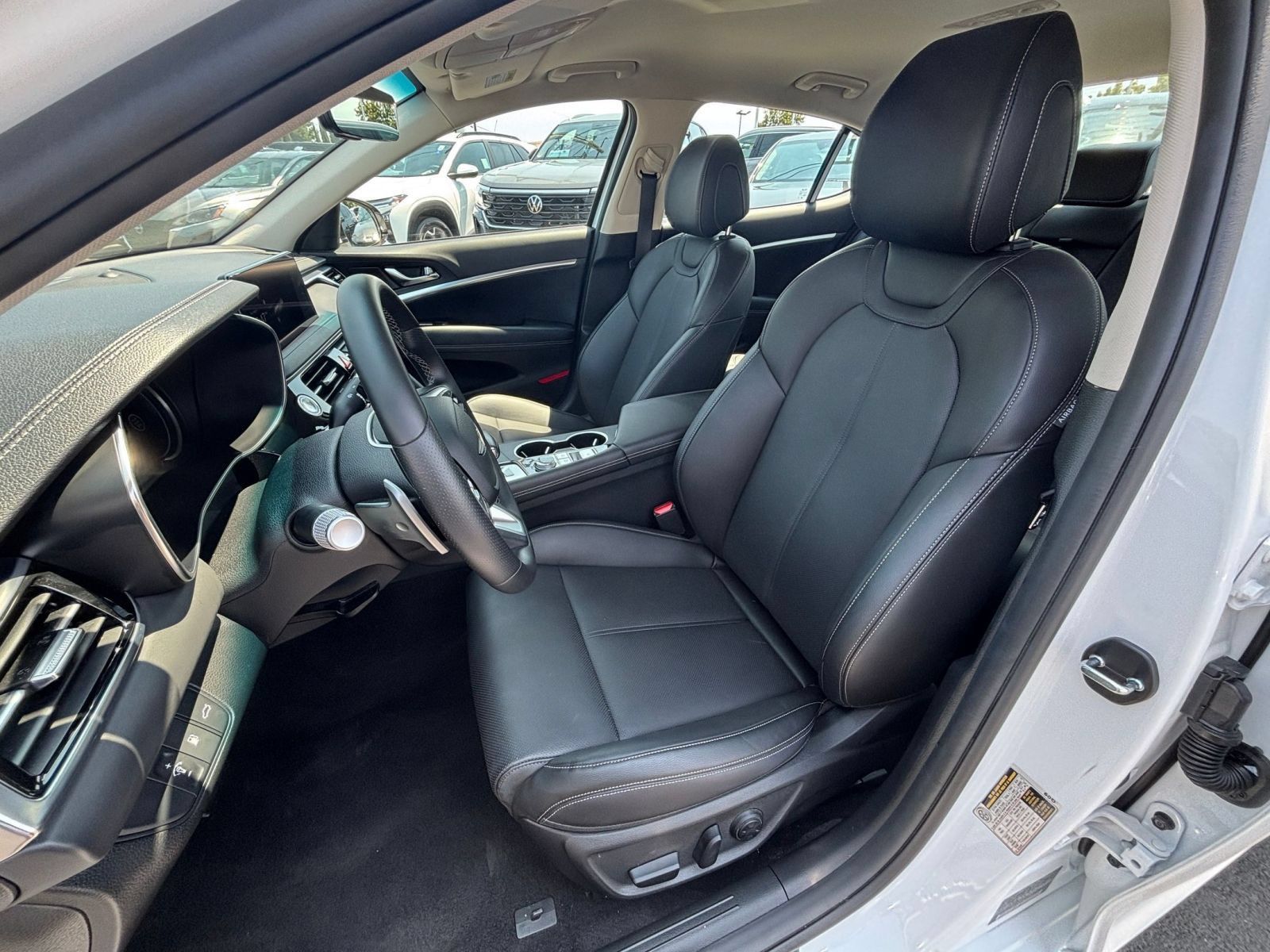 Used 2026 Genesis G70 2.5T RWD image 37