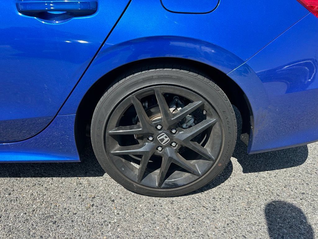 Used 2023 Honda Civic Sport image 3