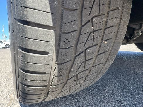 Used 2012 Mercedes-Benz GL 550 4MATIC image 9