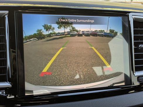 New 2026 Chrysler Voyager LX FWD image 19