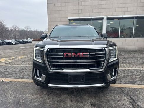 Used 2024 GMC Yukon SLT image 2