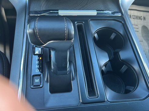 Used 2022 Ford F150 Platinum image 19