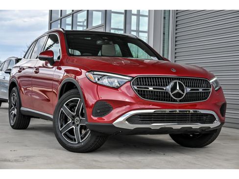 New 2026 Mercedes-Benz GLC 300 4MATIC image 1