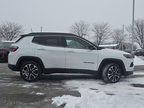 Used 2023 Jeep Compass Limited image 26